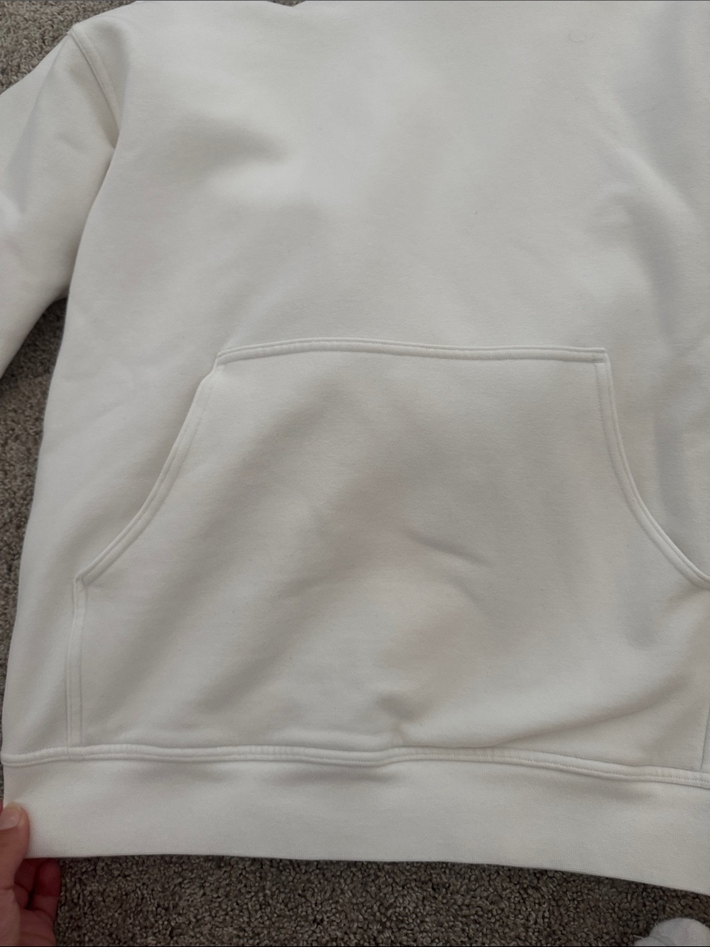 Lululemon athletica White Women's Pullover Hoodie, Great Condition, Rarely worn - Picture 8 of 8